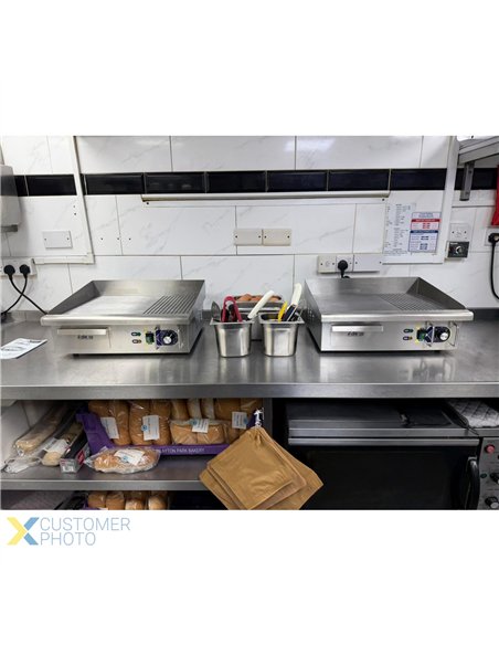 Professional 3kW Electric Commercial Griddle, Smooth/Ribbed, 560x500x240mm - Ideal for Busy Kitchens