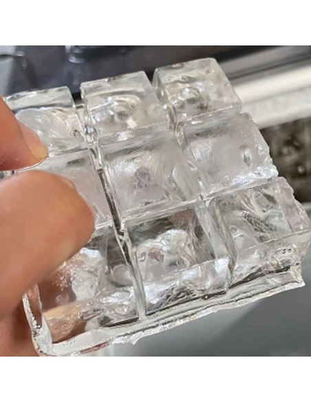 Commercial Ice Cube Maker Machine 35kg per 24hrs 15kg bin 22x22mm Cubes | HZB35